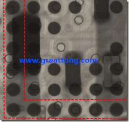 BGA錫球尺寸小于0.4mm，采用降低BGA內圍襲球的錫膏量所得到X-Ray，稍微留意一下可以發(fā)現(xiàn)最外圈的錫量(圓的直徑)比其他內圍的錫球上的錫量來得多一點點。也就是外圈的黑色圓形直徑比內圈的圓形來得大一點點。
